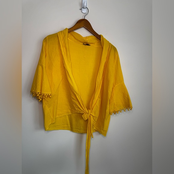 Yellow Coverup Blouse Shrug with tie front - Picture 6 of 6